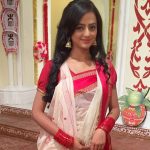Helly Shah2